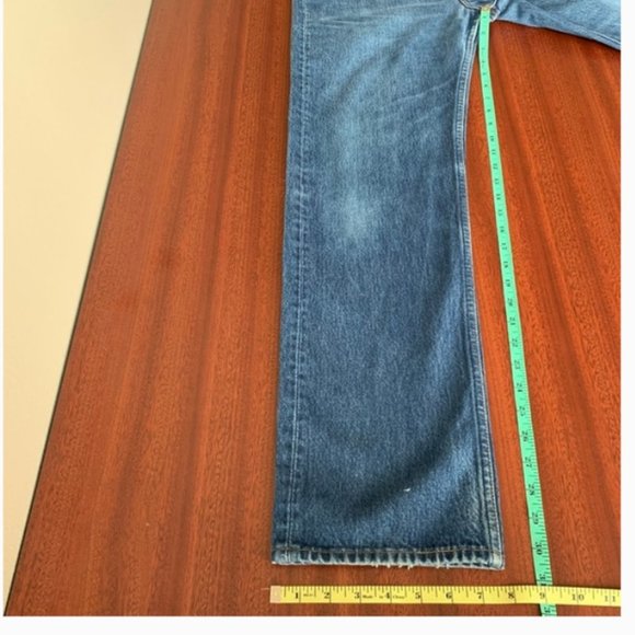 Vintage Women’s 501 Levi's Mom Jeans Made in USA - Picture 7 of 8